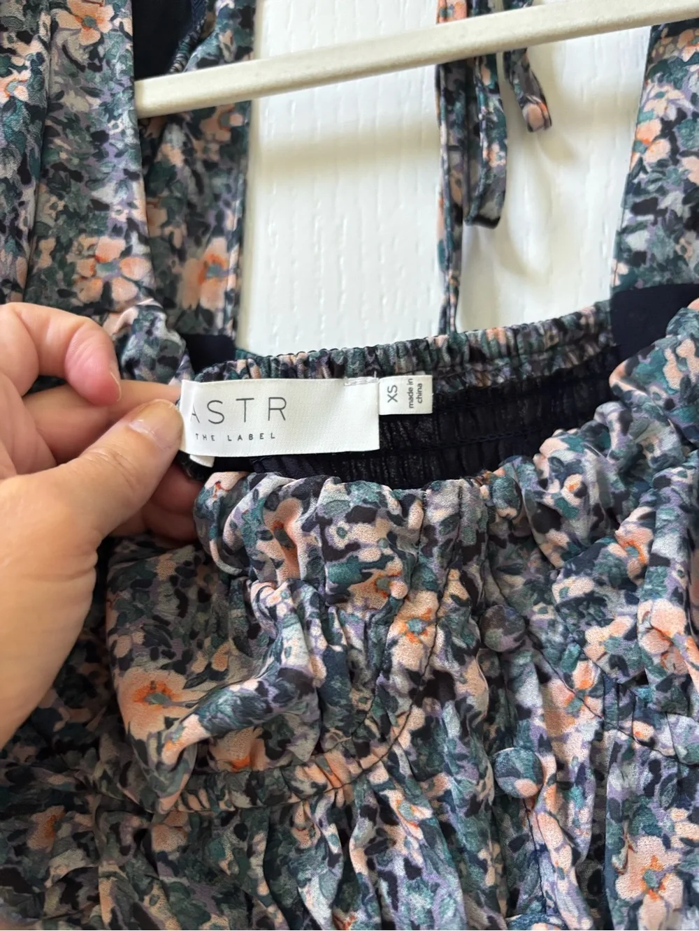 Astr Floral Puff-Sleeve Peplum Top - Black with Peach Flowers